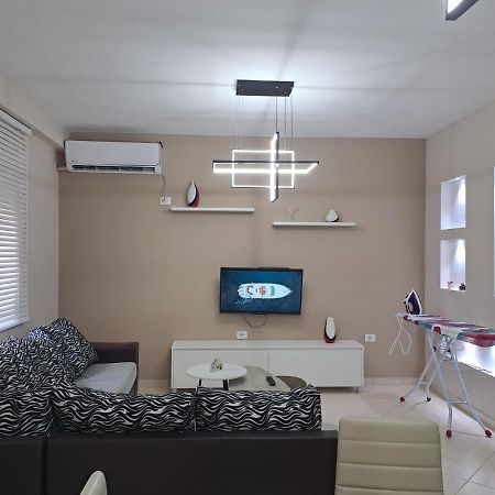 Ae Vlora Apartment Buitenkant foto